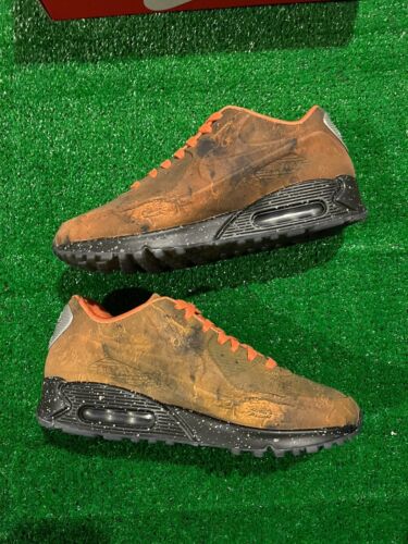 Size 9 - Nike Air Max 90 QS Mars Landing 2019 VNDS USED