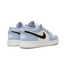 Air Jordan 1 low "Ice Blue"