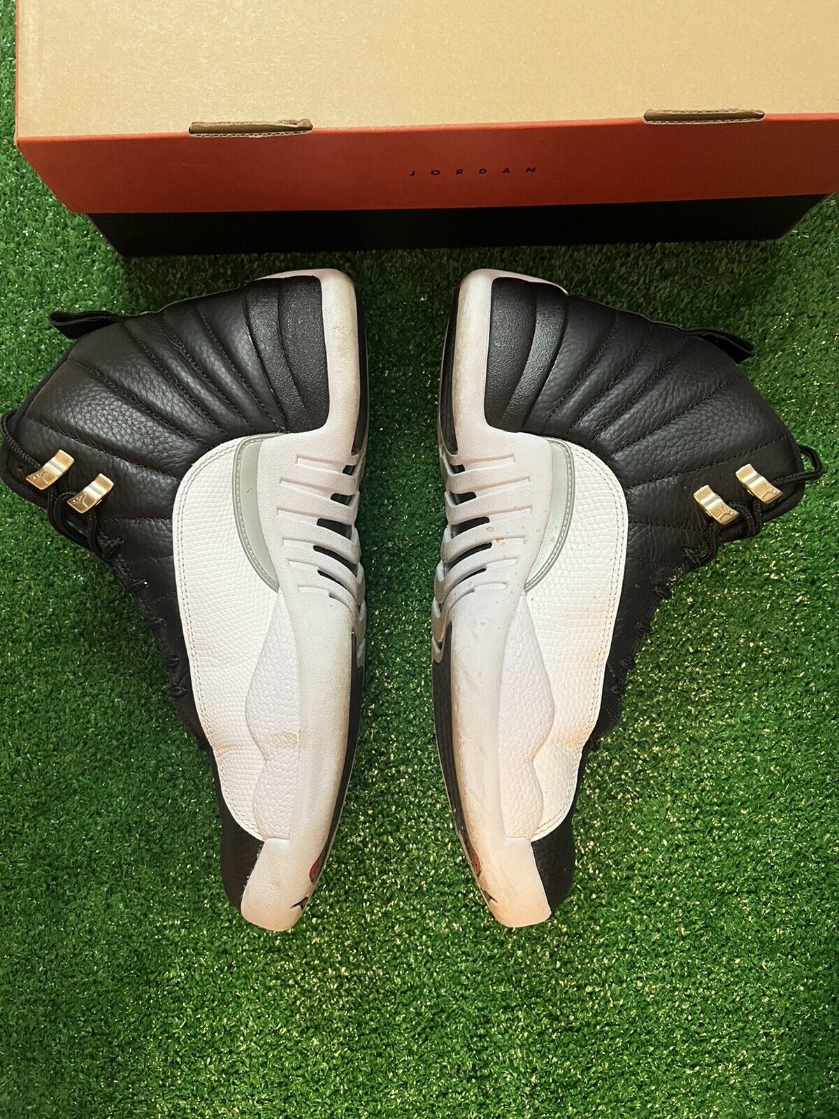 Air Jordan 12 "Playoff"