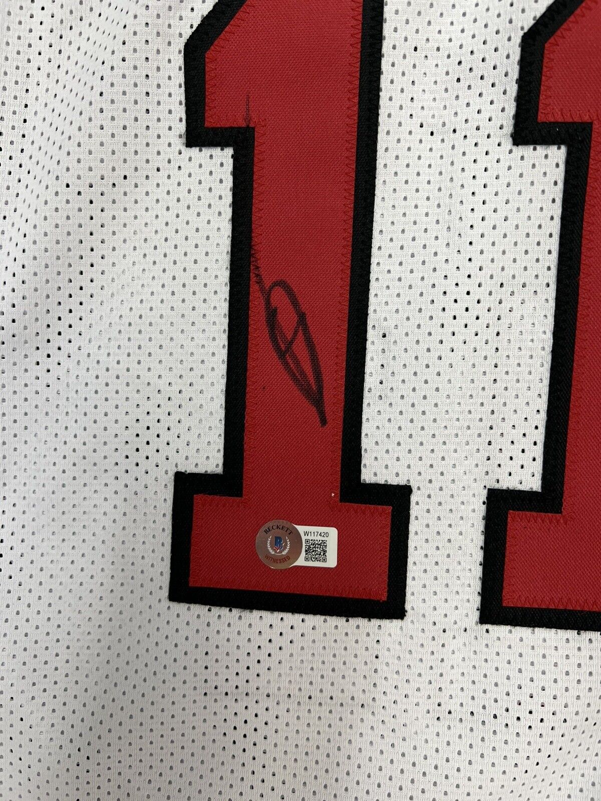 Demar DeRozan Signed autographed jersey Chicago bulls Beckett COA